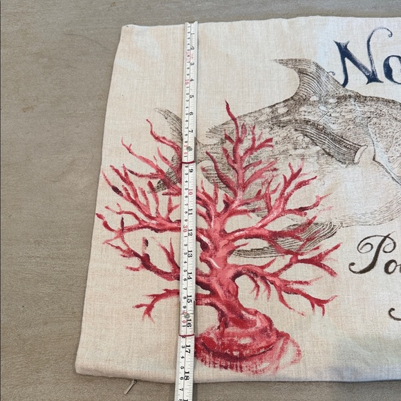 Pottery Barn Beige and Cream Pillow Cover - Picture 4 of 5